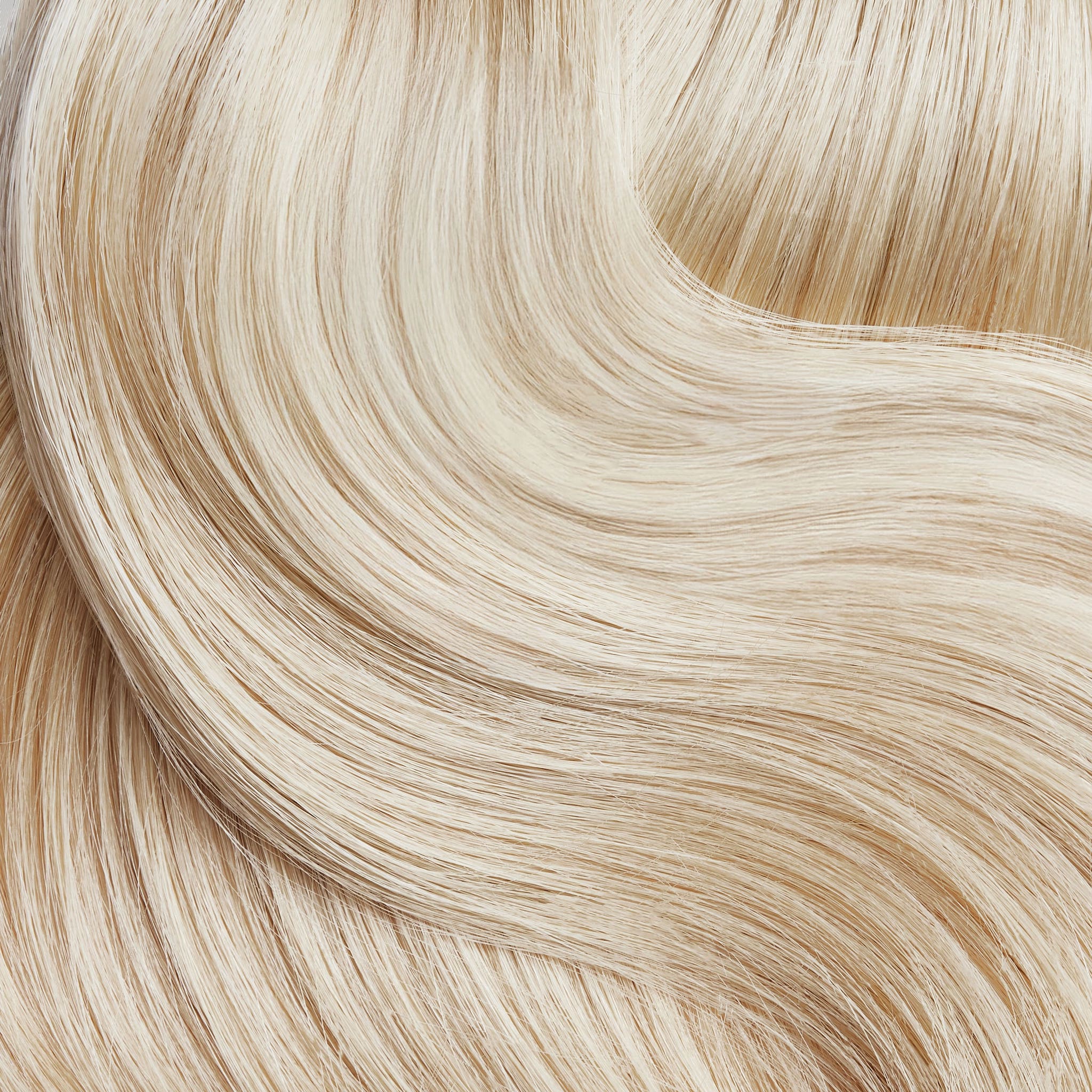 Flat Tip Bonds 22 Inches - SWAY Hair Extensions LA-Blonde-613-24 SWAY Flat Tip Bonds, 22"- 100% Remy Human Hair Extensions with Italian Keratin. Perfect for hair goals.