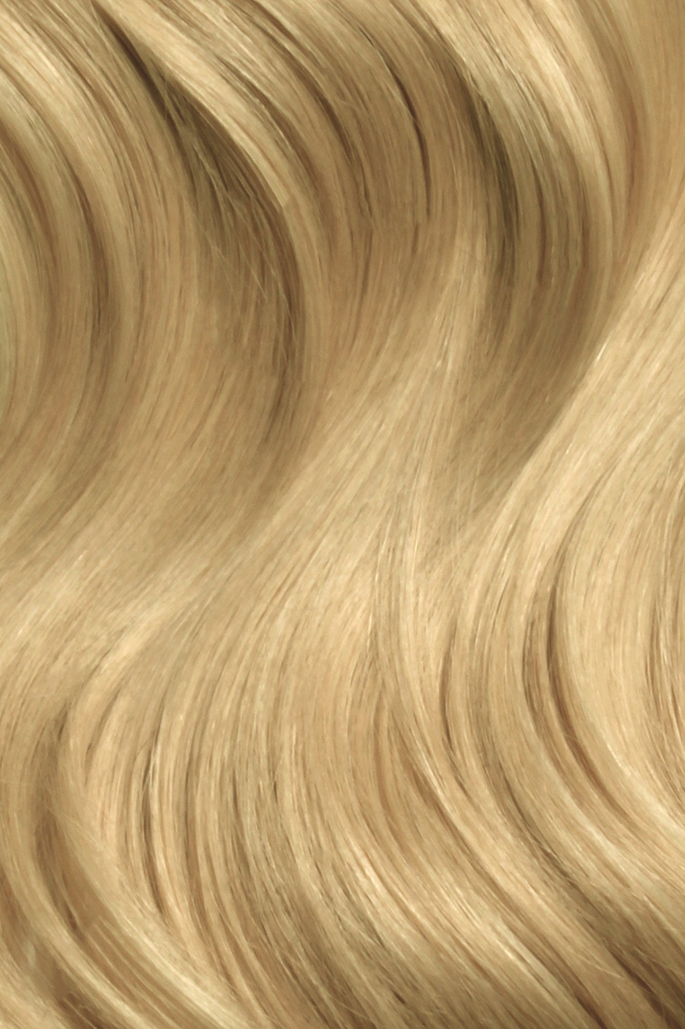 Tiny Tip Bonds 18&quot; -  SWAY Hair Extensions Hollywood-Blonde: Lightweight, discreet. Made with Italian Keratin for comfort and long-lasting wear. Reusable and compatible with other SWAY Salon Professional Methods